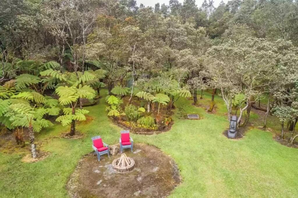 Hau'Oli Place Tiki Cottage In Volcano Zewnętrze zdjęcie